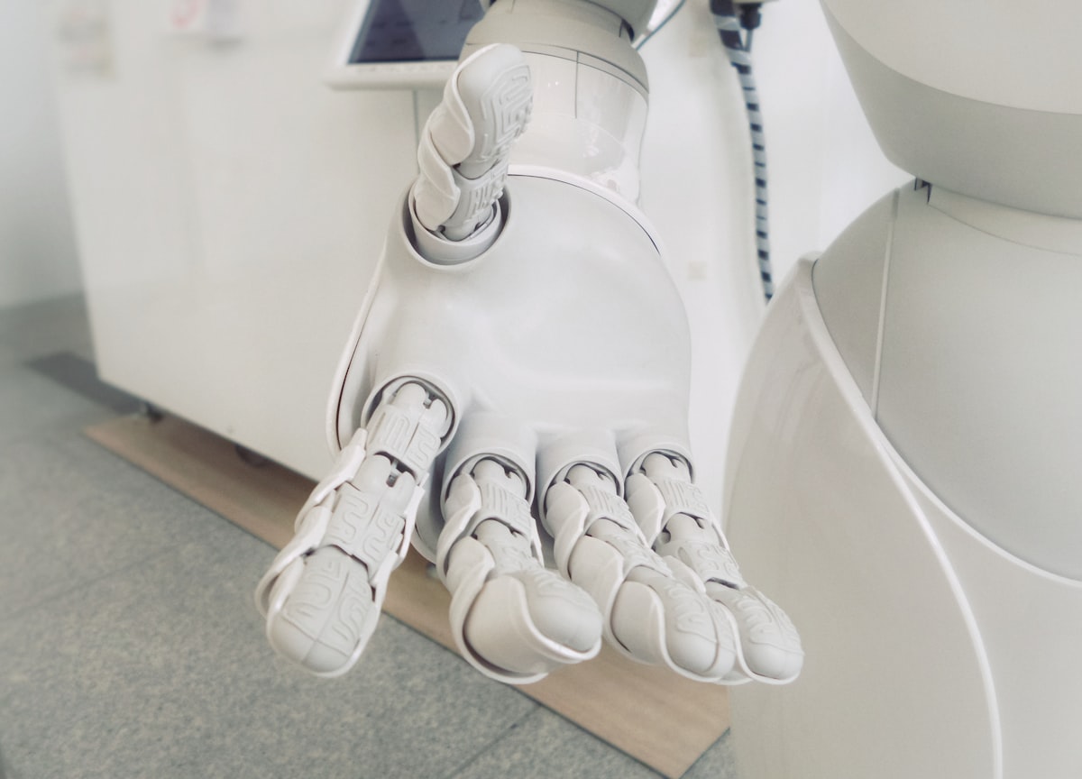 Chatbase vs Dante AI 2026: La mejor alternativa para crear tu chatbot B2B chatbase vs dante