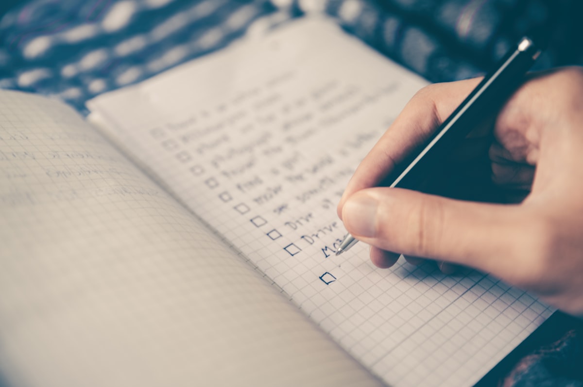 Taskade vs Notion AI 2026: La mejor alternativa para automatizar tu trabajo taskade vs notion